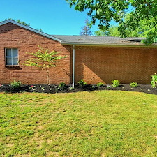 Low-Maintenance-Landscape-Design-in-Richmond-KY-Mulch-Beds-Native-Plants 2